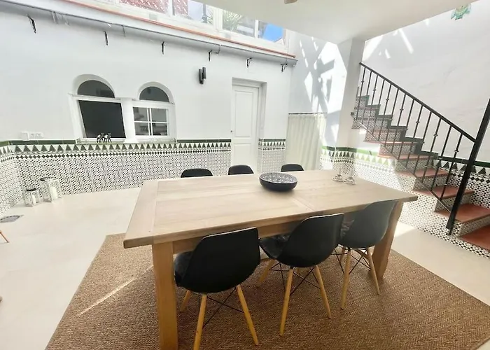 Stylish Beachside House 50 M From The Sea ! * 埃斯特波纳