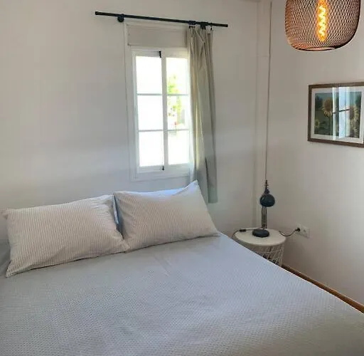 Stylish Beachside House 50 M From The Sea !