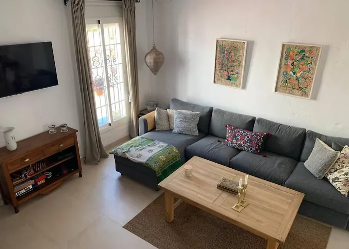 Stylish Beachside House 50 M From The Sea ! 埃斯特波纳