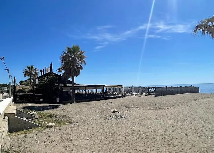 Stylish Beachside House 50 M From The Sea ! * 埃斯特波纳