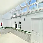 Дом отдыха Stylish Beachside House 50 M From The Sea !