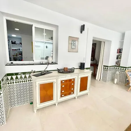 Stylish Beachside House 50 M From The Sea ! Feriehus *