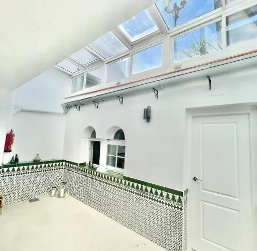 Hébergement de vacances Stylish Beachside House 50 M From The Sea !