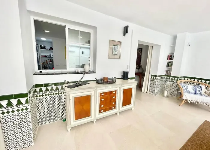 Stylish Beachside House 50 M From The Sea ! Дом отдыха *