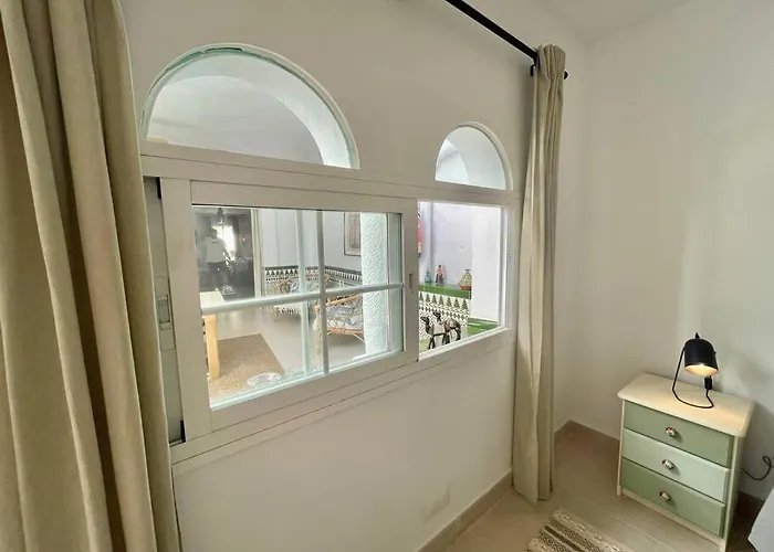 Stylish Beachside House 50 M From The Sea ! Дом отдыха *