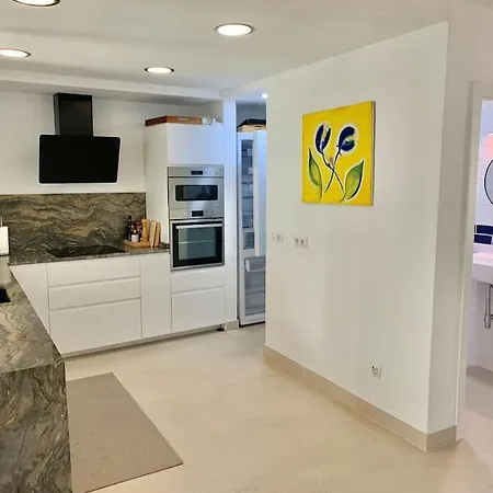 Casa de Férias Stylish Beachside House 50 M From The Sea !