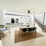 Stylish Beachside House 50 M From The Sea ! Estepona